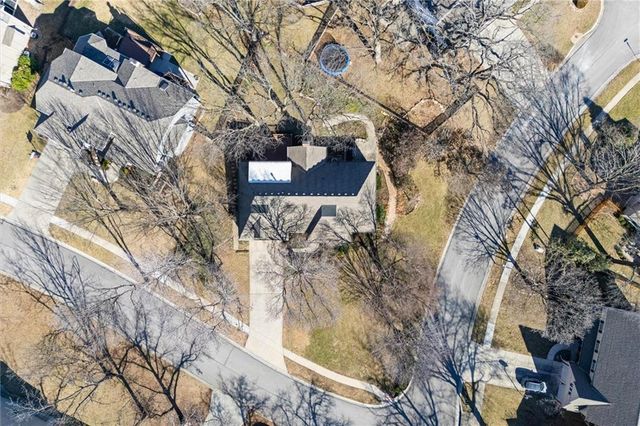 12908 W 84th Street, Lenexa, KS 66215