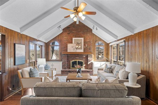 12908 W 84th Street, Lenexa, KS 66215