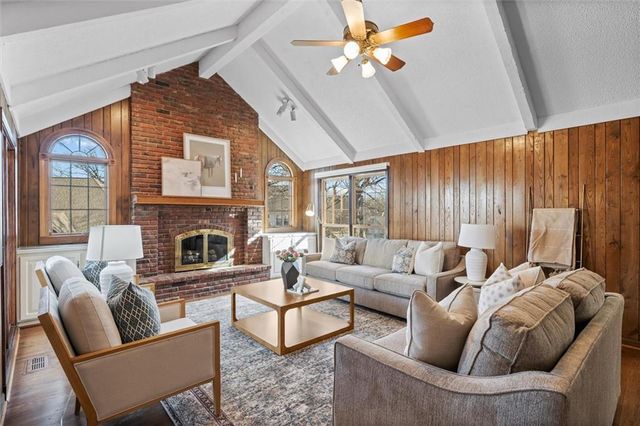 12908 W 84th Street, Lenexa, KS 66215