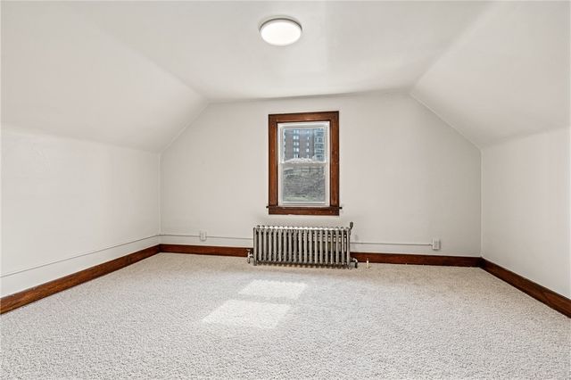 114 Augusta St, Mt Washington, PA 15211