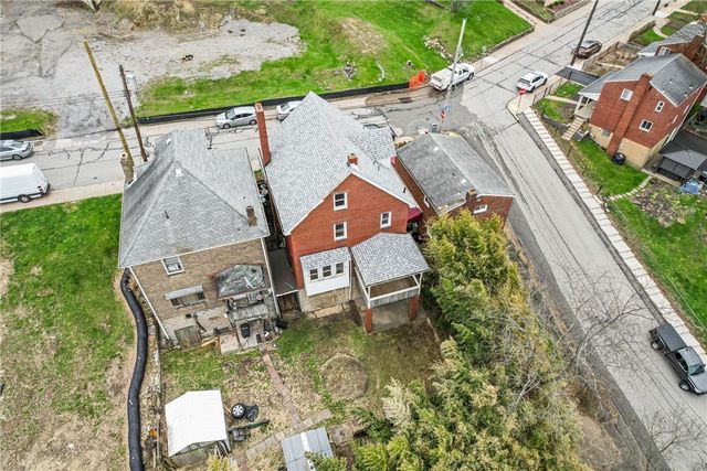 114 Augusta St, Mt Washington, PA 15211