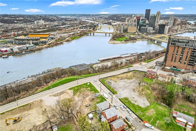 114 Augusta St, Mt Washington, PA 15211