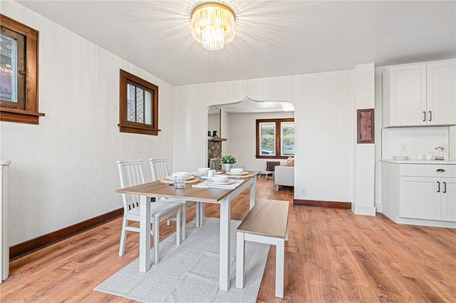 114 Augusta St, Mt Washington, PA 15211