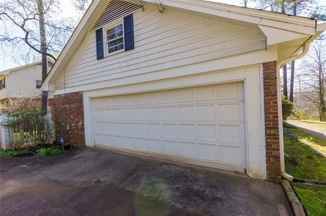 1381 Brenton NE Drive, Brookhaven, GA 30319