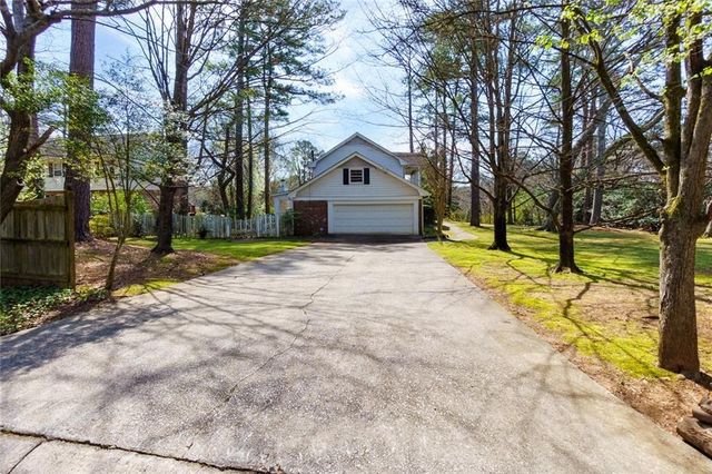 1381 Brenton NE Drive, Brookhaven, GA 30319