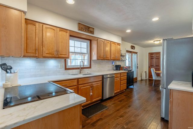615 Trinity Drive, Evansville, IN 47714