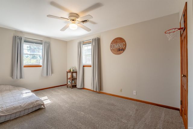 615 Trinity Drive, Evansville, IN 47714