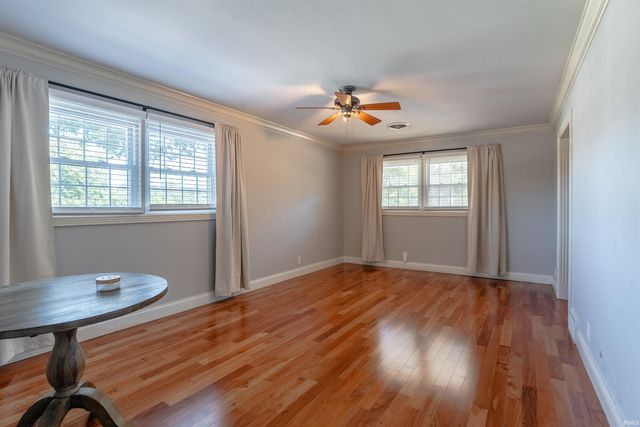615 Trinity Drive, Evansville, IN 47714
