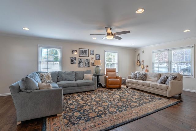 615 Trinity Drive, Evansville, IN 47714