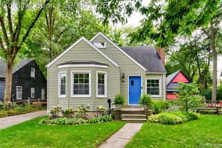88 Amherst Road, Pleasant Ridge, MI 48069