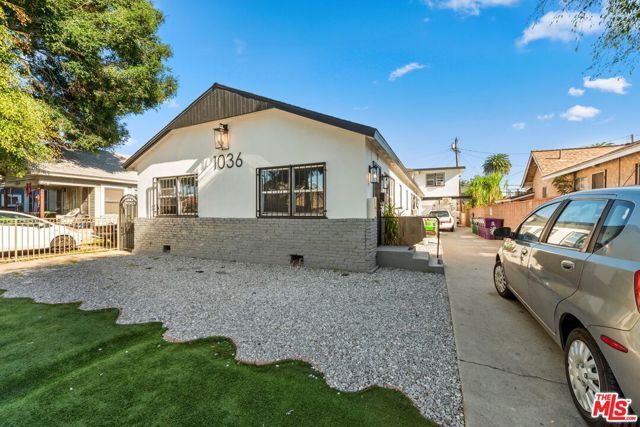 1036 Cherry Avenue, Long Beach, CA 90813