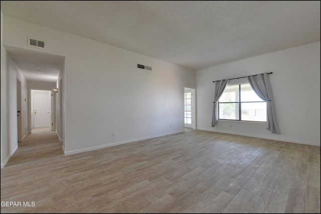 829 DULCE TIERRA Drive, El Paso, TX 79912