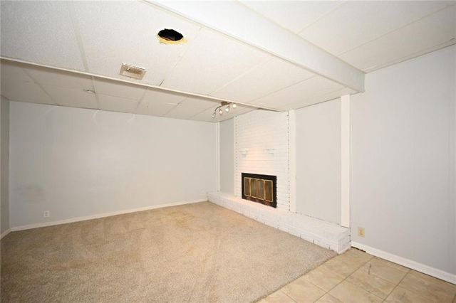 7320 NW 78th Street, Kansas City, MO 64152