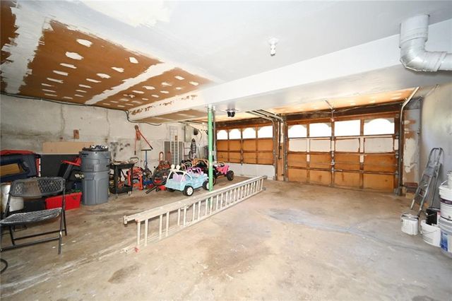 7320 NW 78th Street, Kansas City, MO 64152
