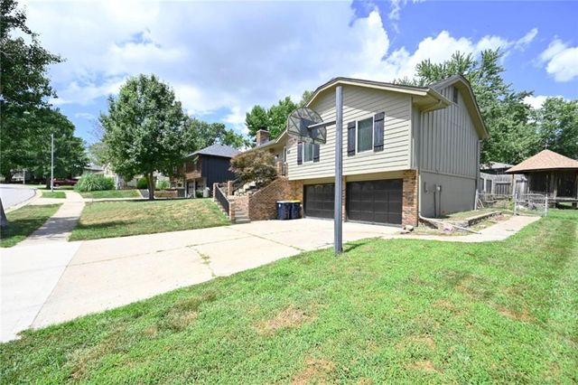 7320 NW 78th Street, Kansas City, MO 64152