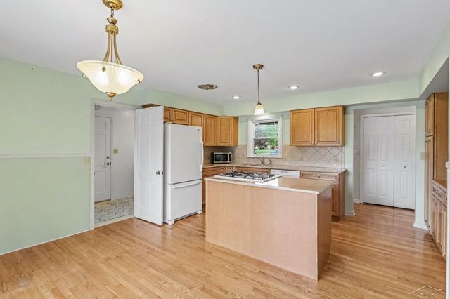 4300 Clement Drive, Saginaw Twp, MI 48603