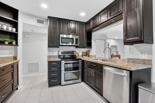 5530 Coach House Circle A, Boca Raton, FL 33486