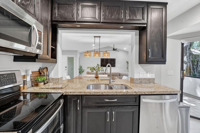 5530 Coach House Circle A, Boca Raton, FL 33486