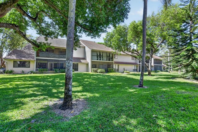 5530 Coach House Circle A, Boca Raton, FL 33486
