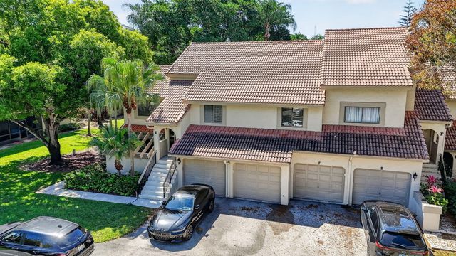 5530 Coach House Circle A, Boca Raton, FL 33486