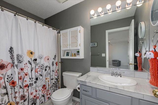 4497 88th Street 1, Urbandale, IA 50322