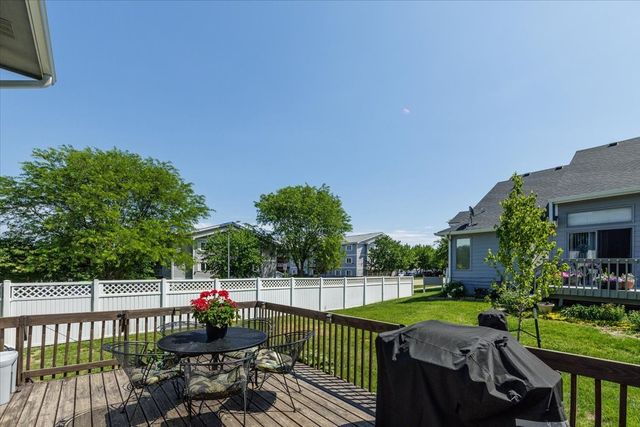 4497 88th Street 1, Urbandale, IA 50322