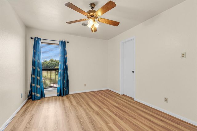 306D Lakeview Terrace Terrace 306D, Montgomery, TX 77356