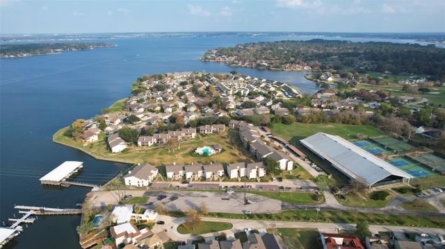 306D Lakeview Terrace Terrace 306D, Montgomery, TX 77356