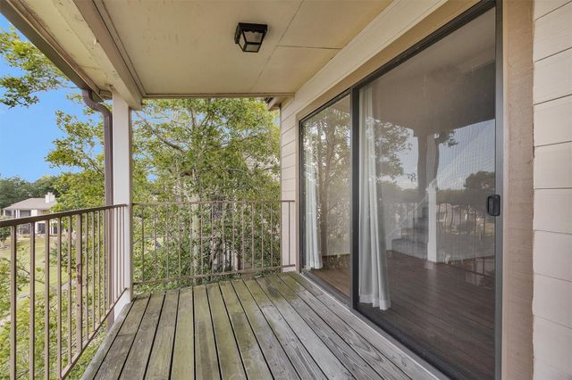 306D Lakeview Terrace Terrace 306D, Montgomery, TX 77356