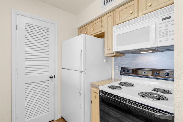306D Lakeview Terrace Terrace 306D, Montgomery, TX 77356
