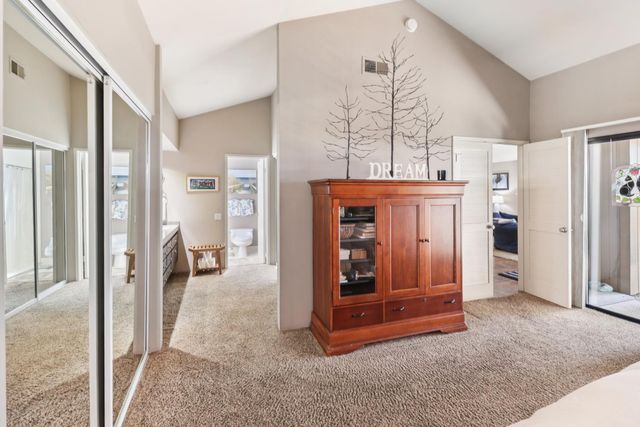 1911 Discovery Village Ln, Gold River, CA 95670