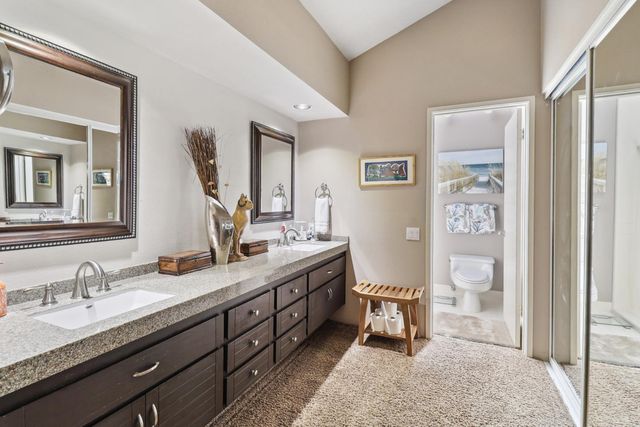 1911 Discovery Village Ln, Gold River, CA 95670