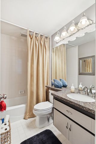 1911 Discovery Village Ln, Gold River, CA 95670