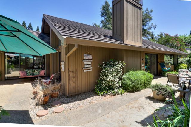 1911 Discovery Village Ln, Gold River, CA 95670