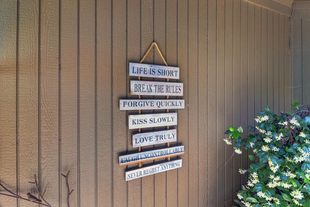 1911 Discovery Village Ln, Gold River, CA 95670