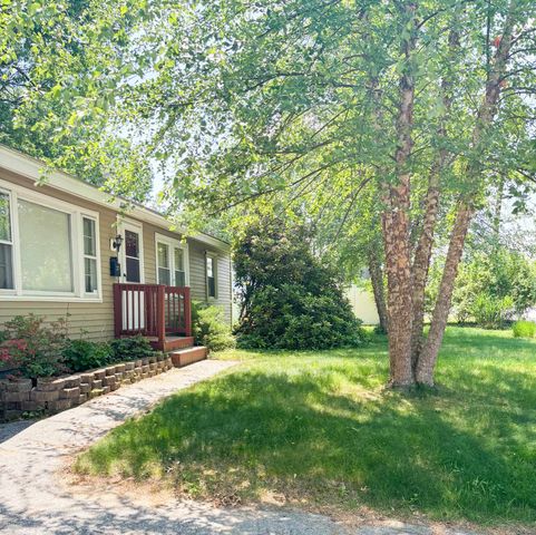37 Damon Avenue, Nashua, NH 03064