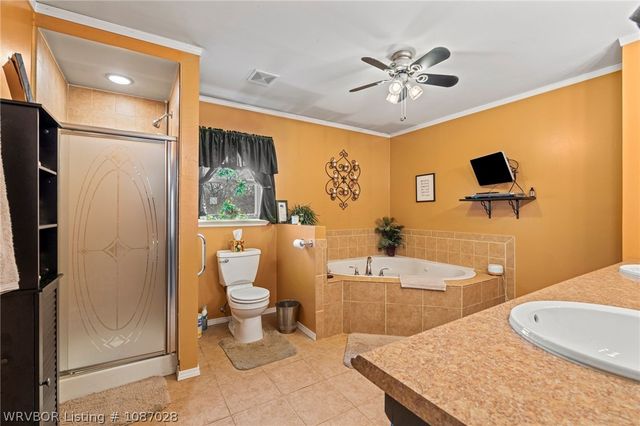 107 Briarwood, Pocola, OK 74902