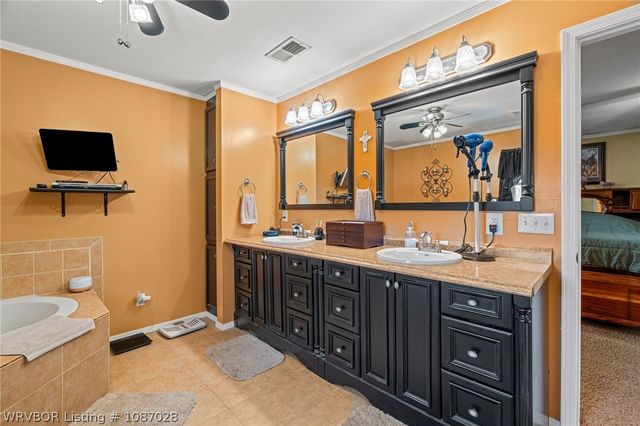 107 Briarwood, Pocola, OK 74902