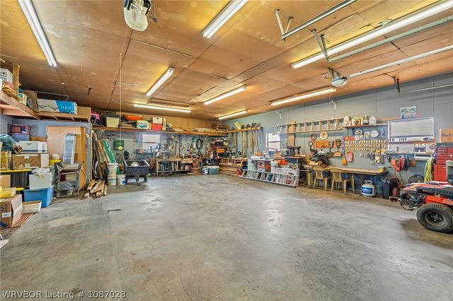 107 Briarwood, Pocola, OK 74902