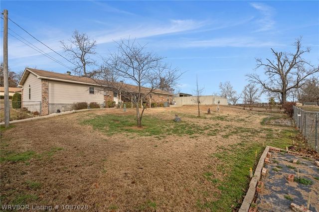 107 Briarwood, Pocola, OK 74902
