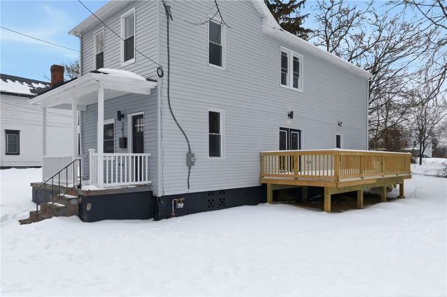 141 W 15th Ave, Homestead, PA 15120