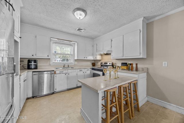 3718 Thorne Drive, Farmville, NC 27828