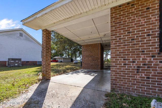 3718 Thorne Drive, Farmville, NC 27828