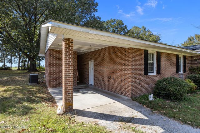 3718 Thorne Drive, Farmville, NC 27828