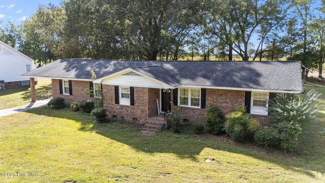 3718 Thorne Drive, Farmville, NC 27828