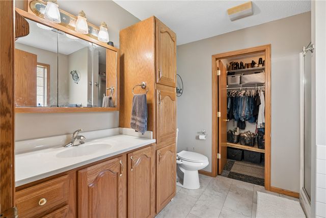 402 Windsor Drive, Solon, IA 52333