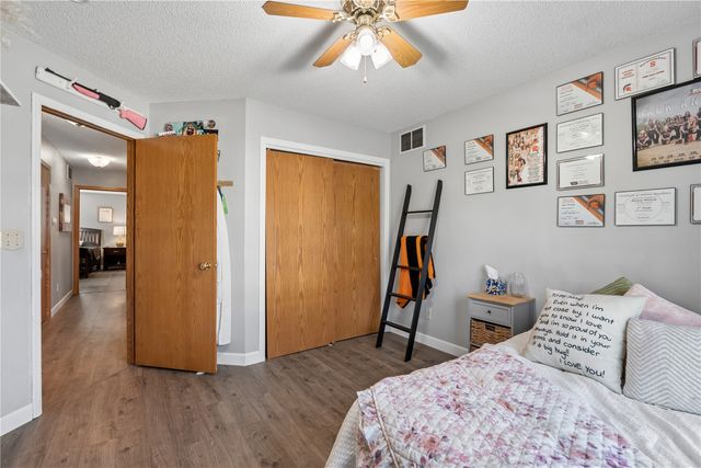 402 Windsor Drive, Solon, IA 52333