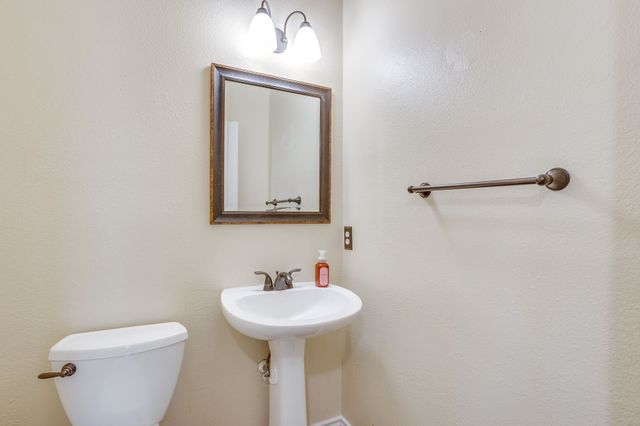 4917 Dougal Avenue, Fort Worth, TX 76137