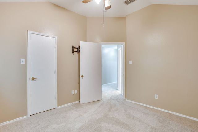 4917 Dougal Avenue, Fort Worth, TX 76137