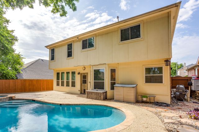 4917 Dougal Avenue, Fort Worth, TX 76137
